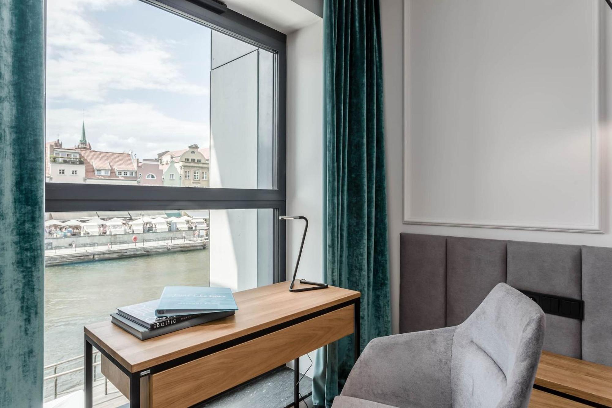 Deo Plaza - W Sercu Gdanska By Rent Like Huoneisto Gdańsk