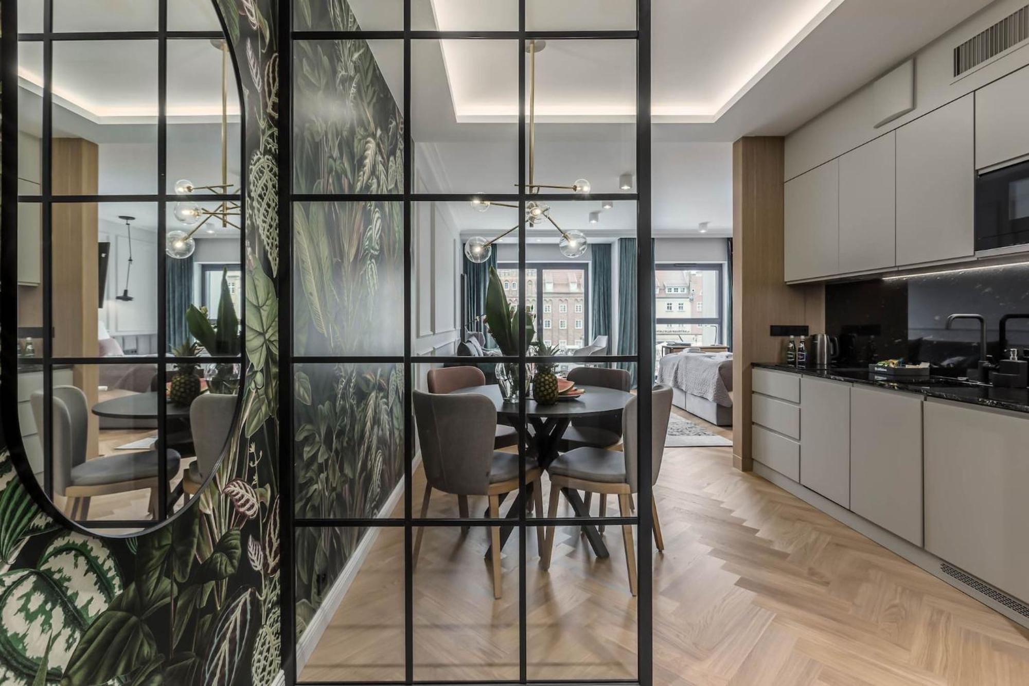 Deo Plaza - W Sercu Gdanska By Rent Like Apartment Danzig