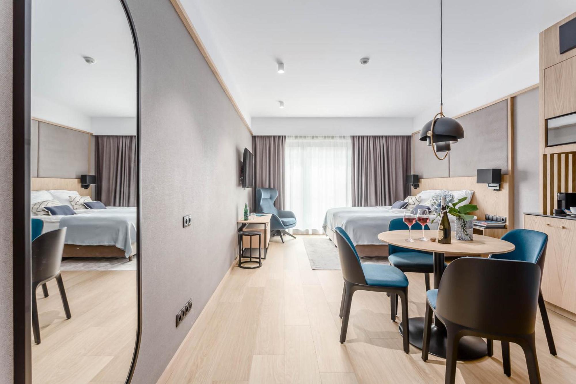 Deo Plaza - W Sercu Gdanska By Rent Like Apartment Danzig
